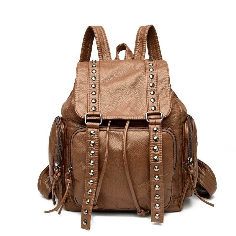 Mochila con remaches - Kamivashop