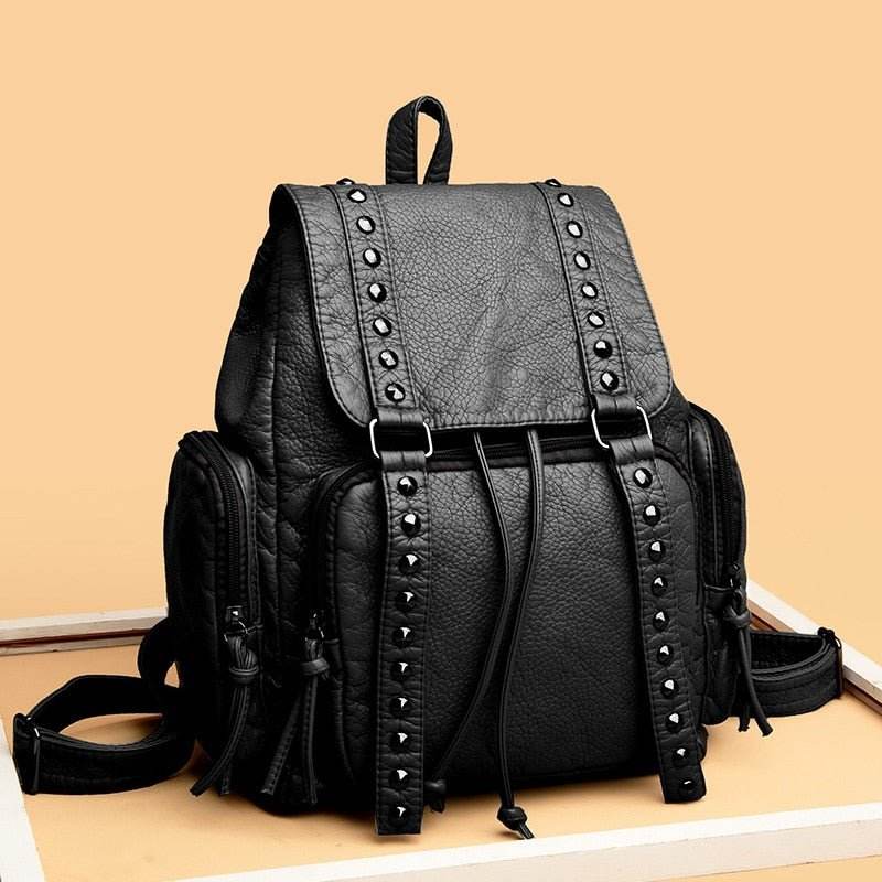 Mochila con remaches - Kamivashop