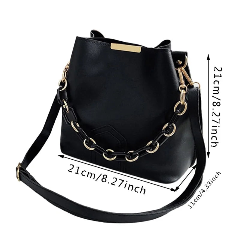 Bolso con cadena