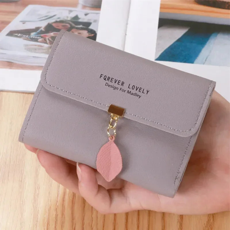 Cartera con hoja Morado